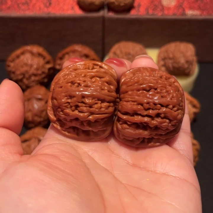 文玩核桃吊坠四座楼