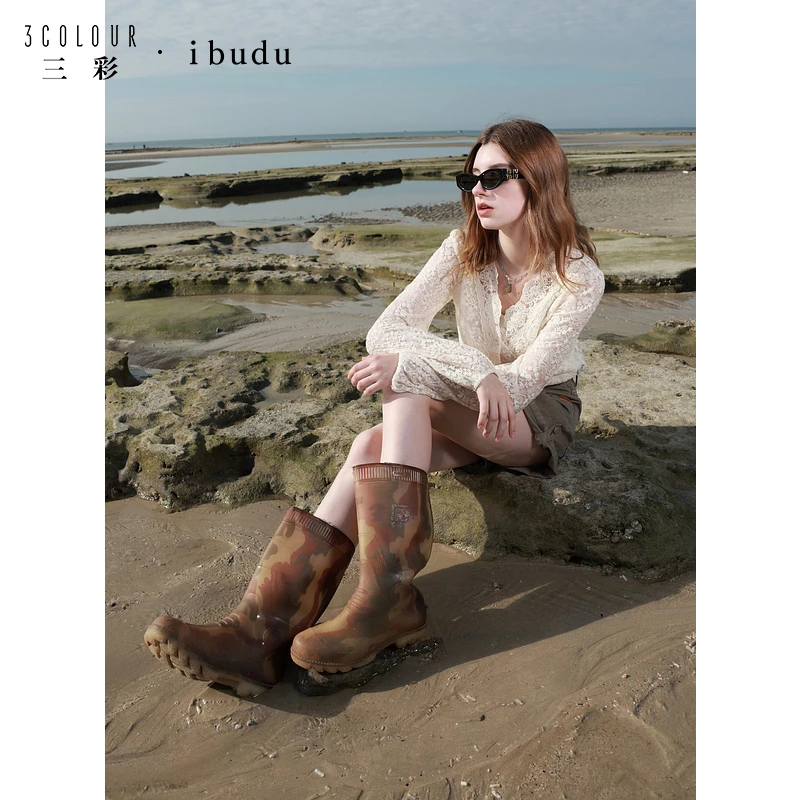 三彩ibudu2025春季网纱绣花蕾丝衫V领短款小衫送吊带浪漫女0729