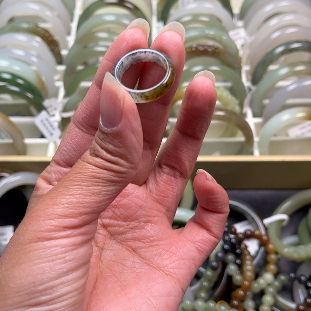 和田玉未镶嵌珠宝半成品指环17.8