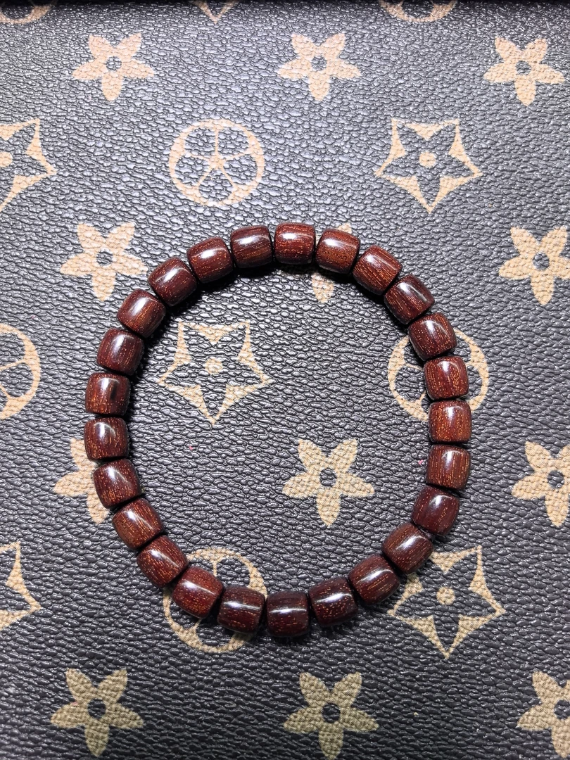 小叶紫檀7*7m桶珠  3615