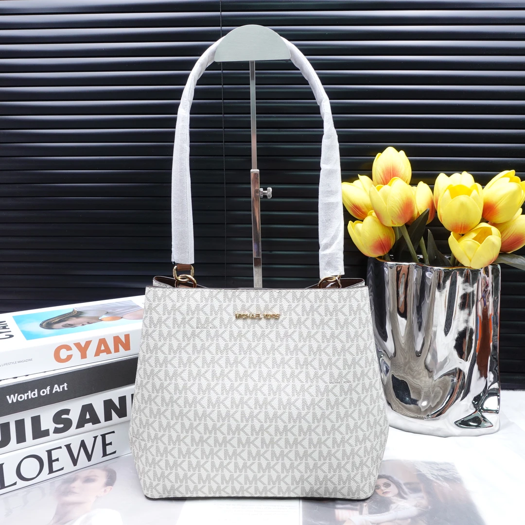 95新 MICHAEL KORS/迈克高仕 单肩包/T10283219