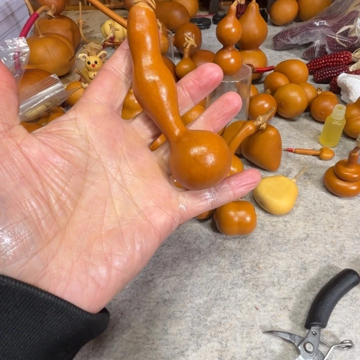 曾***经有真有针眼，曾经的一把杆子糊涂曾经的