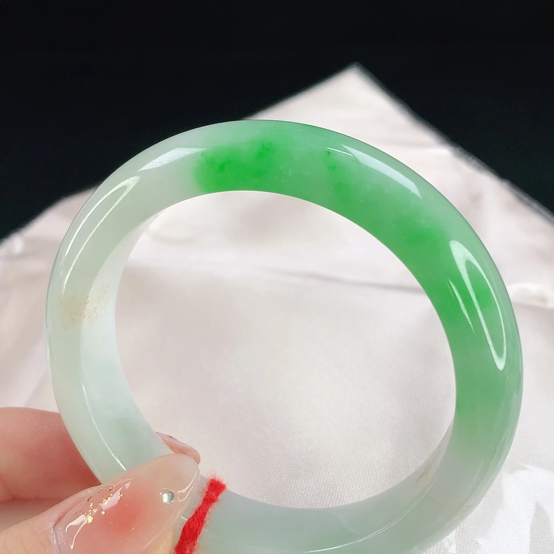 未镶嵌手镯翡翠663