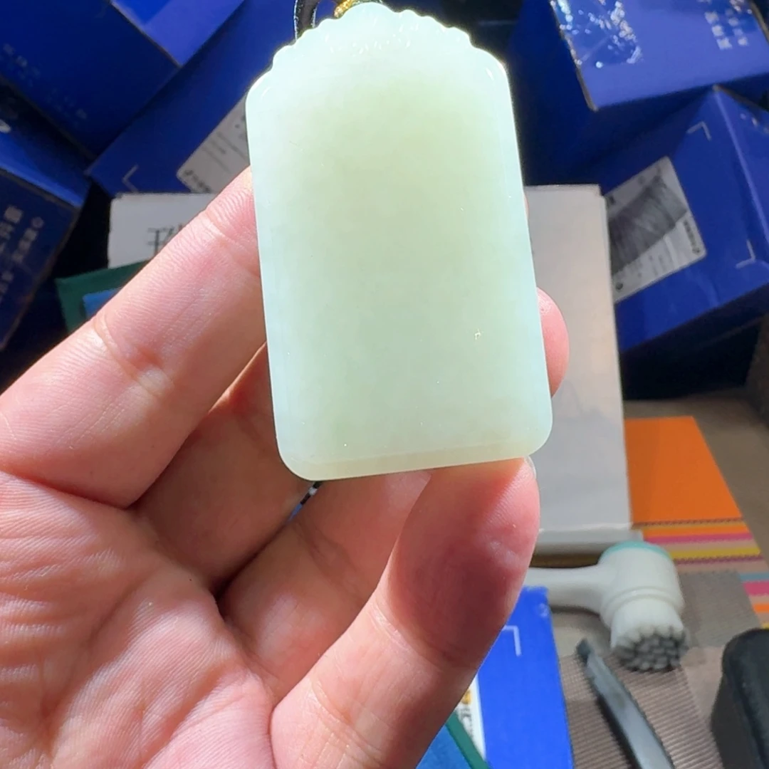 和田玉（糖玉）未镶嵌颈饰