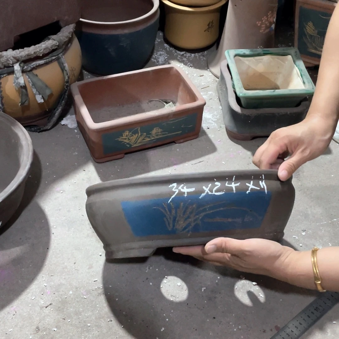 紫砂花瓶紫砂的味道很浓