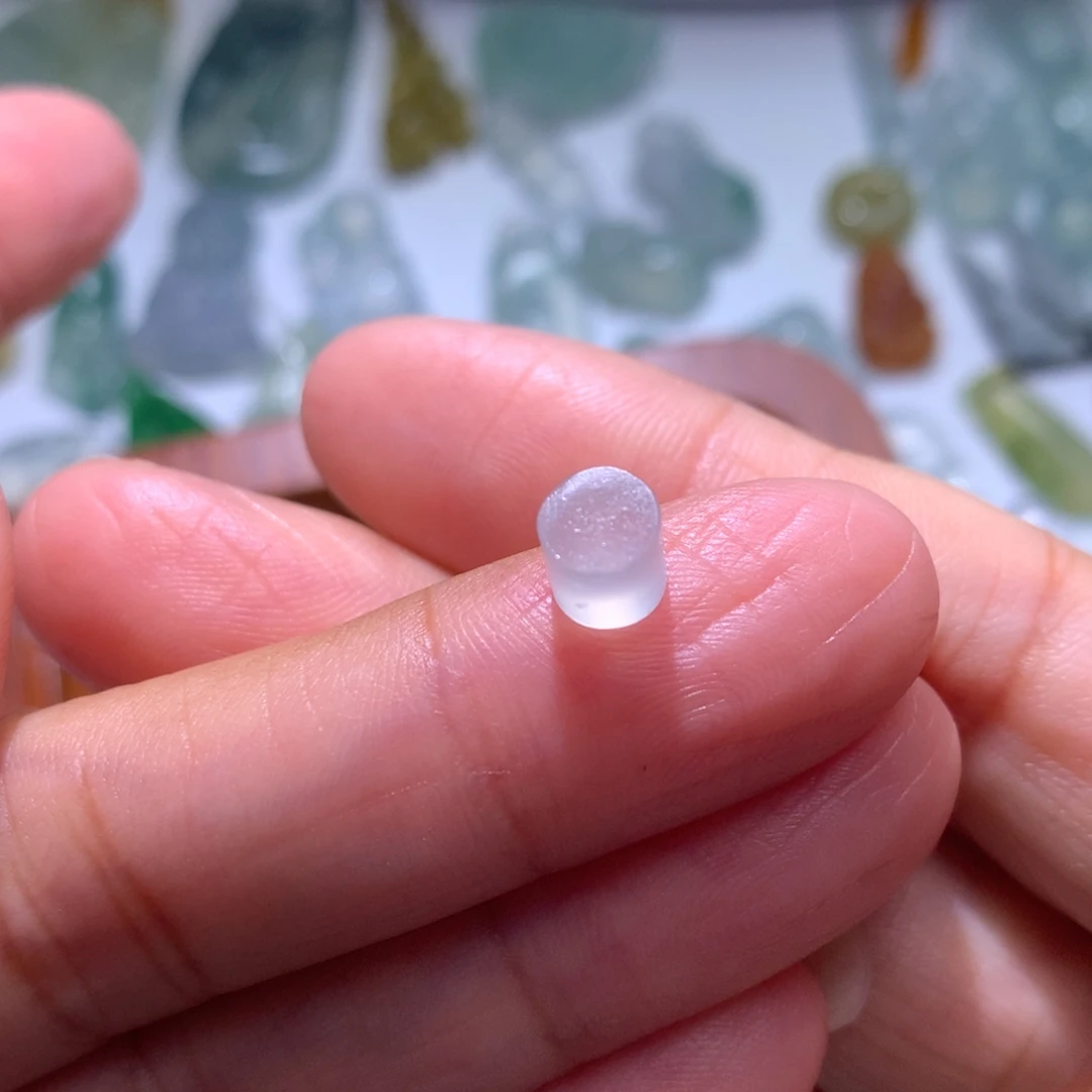 定制翡翠未镶嵌卡6左右桶珠