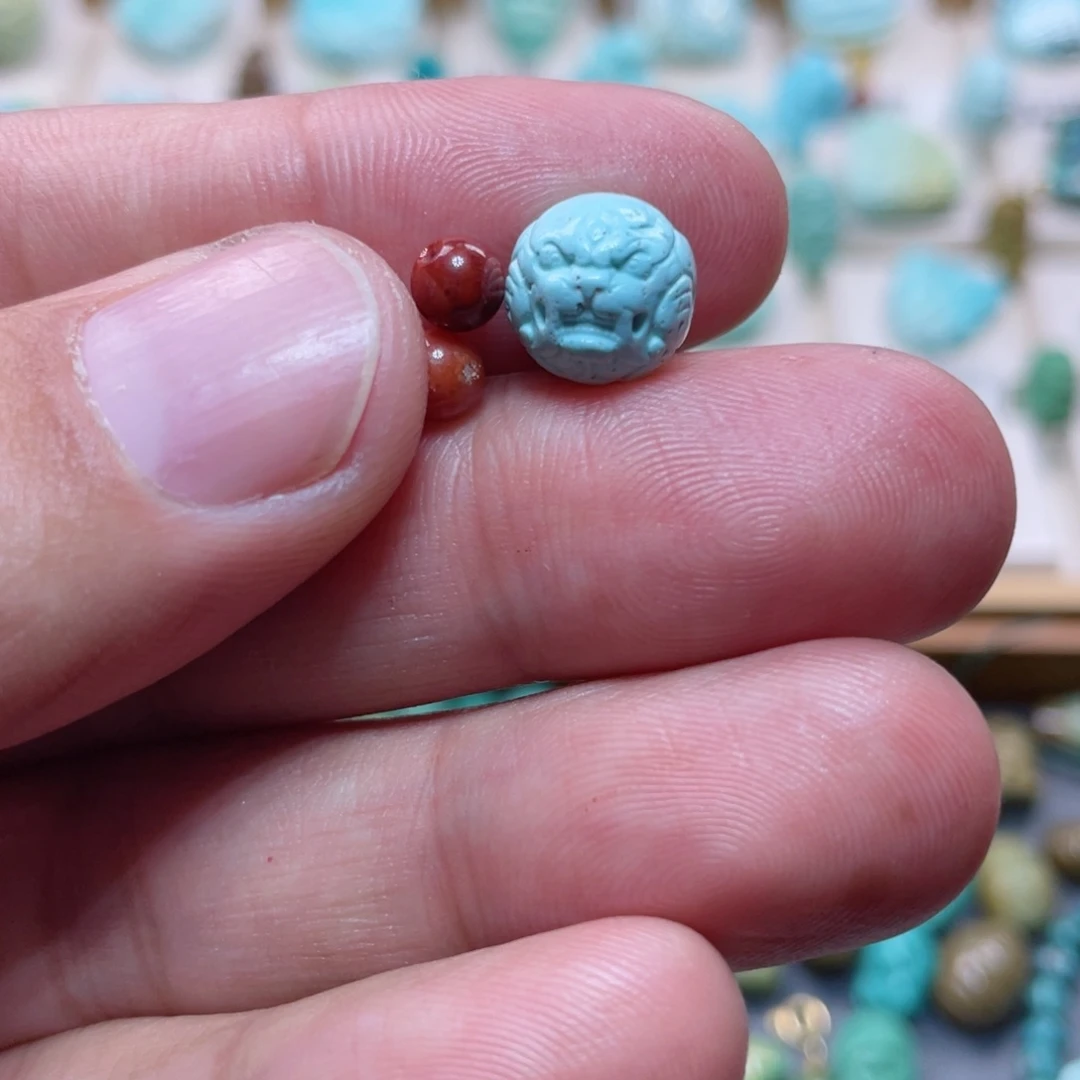 南红玛瑙配饰未镶嵌