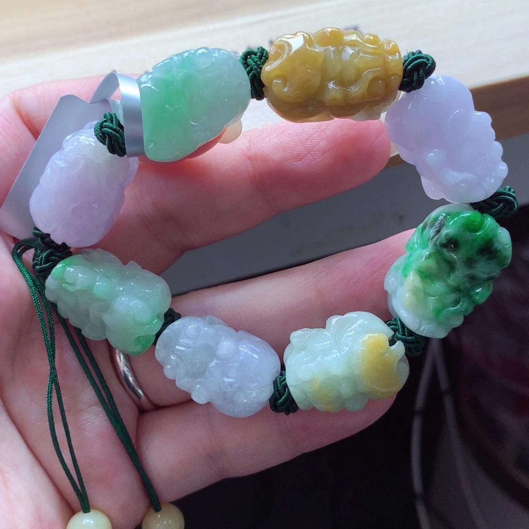 翡翠未镶嵌颈饰吊坠