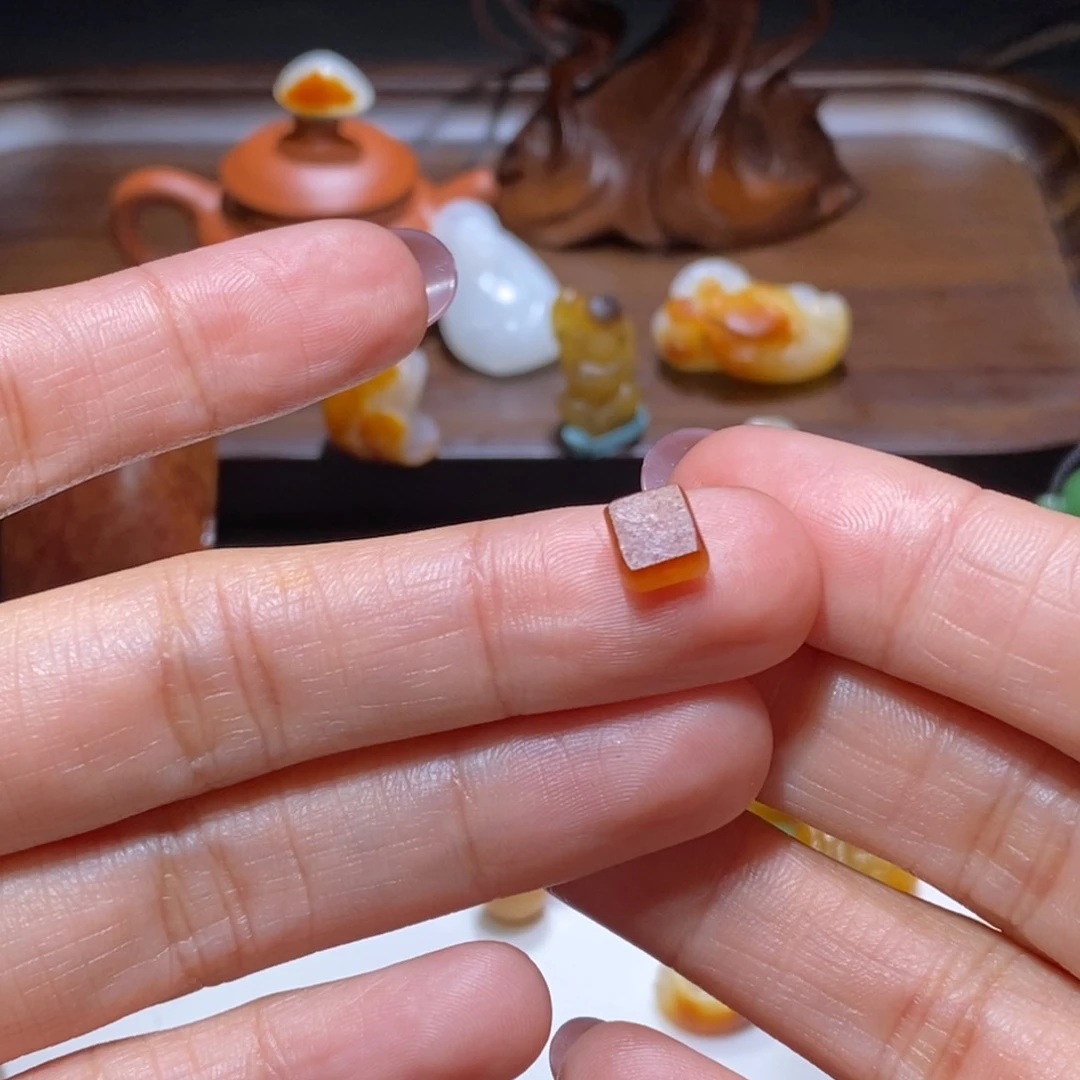 和田玉颈饰未镶嵌红*喜