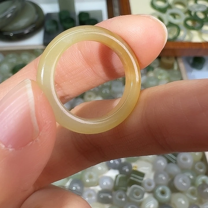 和田玉（糖玉）未镶嵌戒指17.4内径125