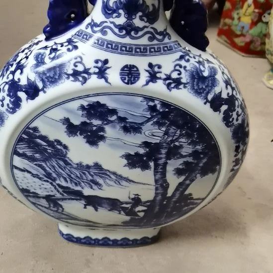 瓷片玩玩具枪毙吧热热的