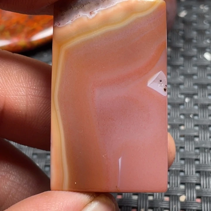 金***遥玛瑙/玉髓未镶嵌颈饰