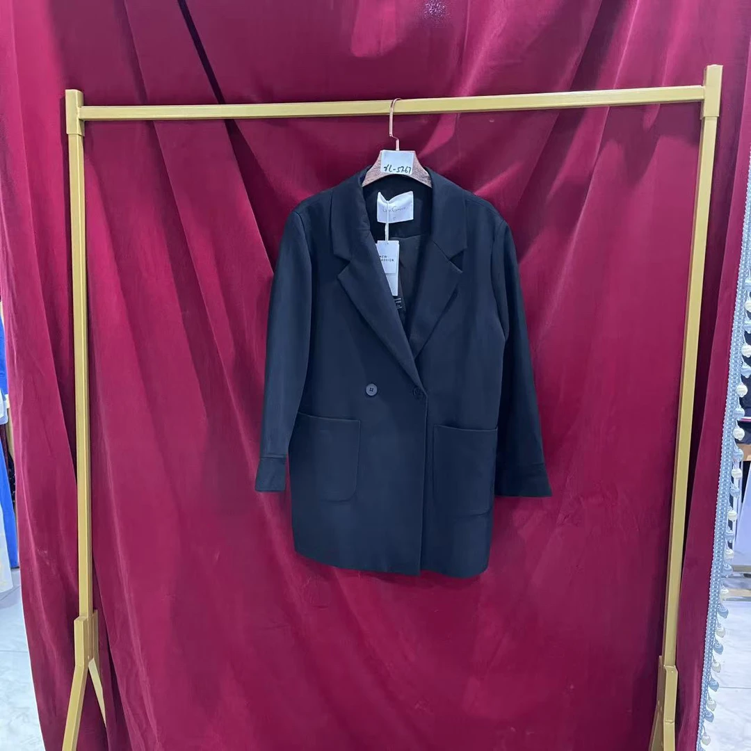 033号国际优品精选女士高端服饰