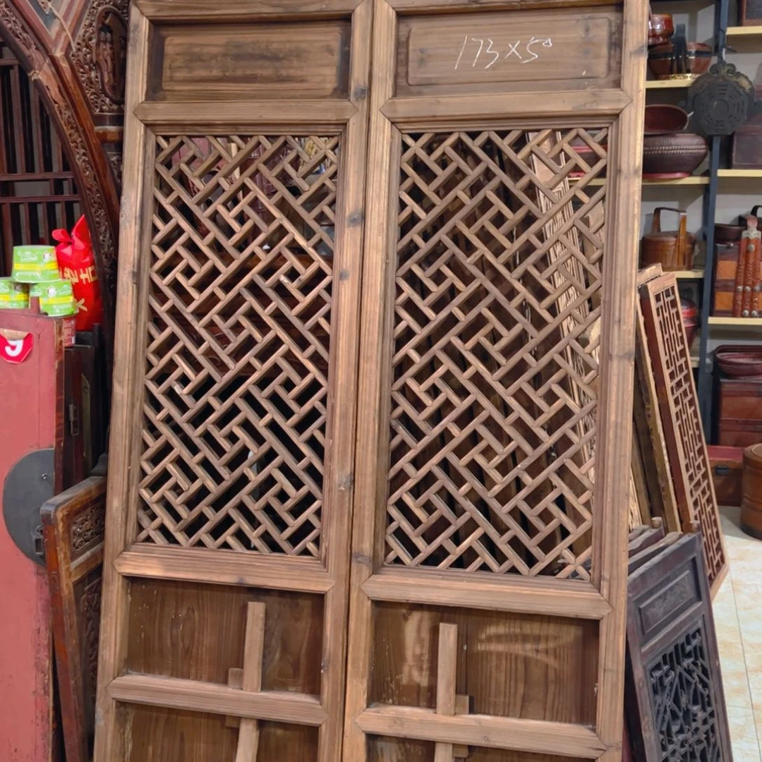 用****子精美雕刻挂件花板