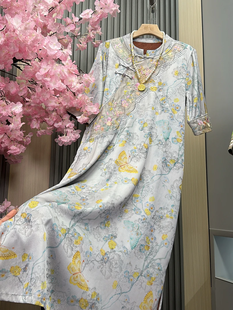 2025夏季新款刺绣国风优雅高贵气质中国风连衣裙
