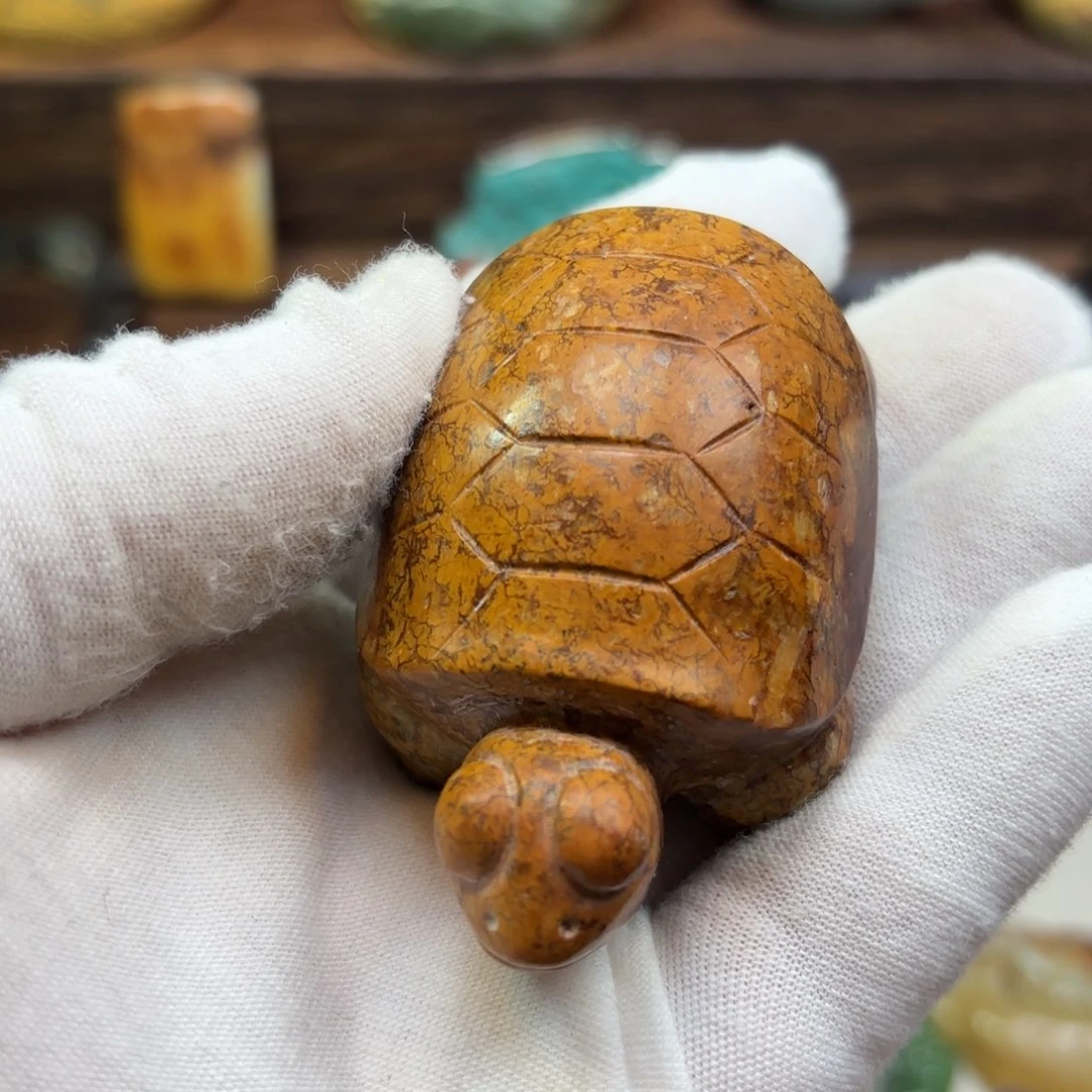 岫岩河磨玉（透闪石质玉）颈饰未镶嵌游**山