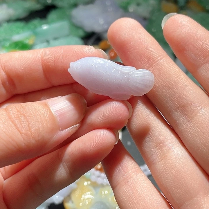 颈饰未镶嵌翡翠天