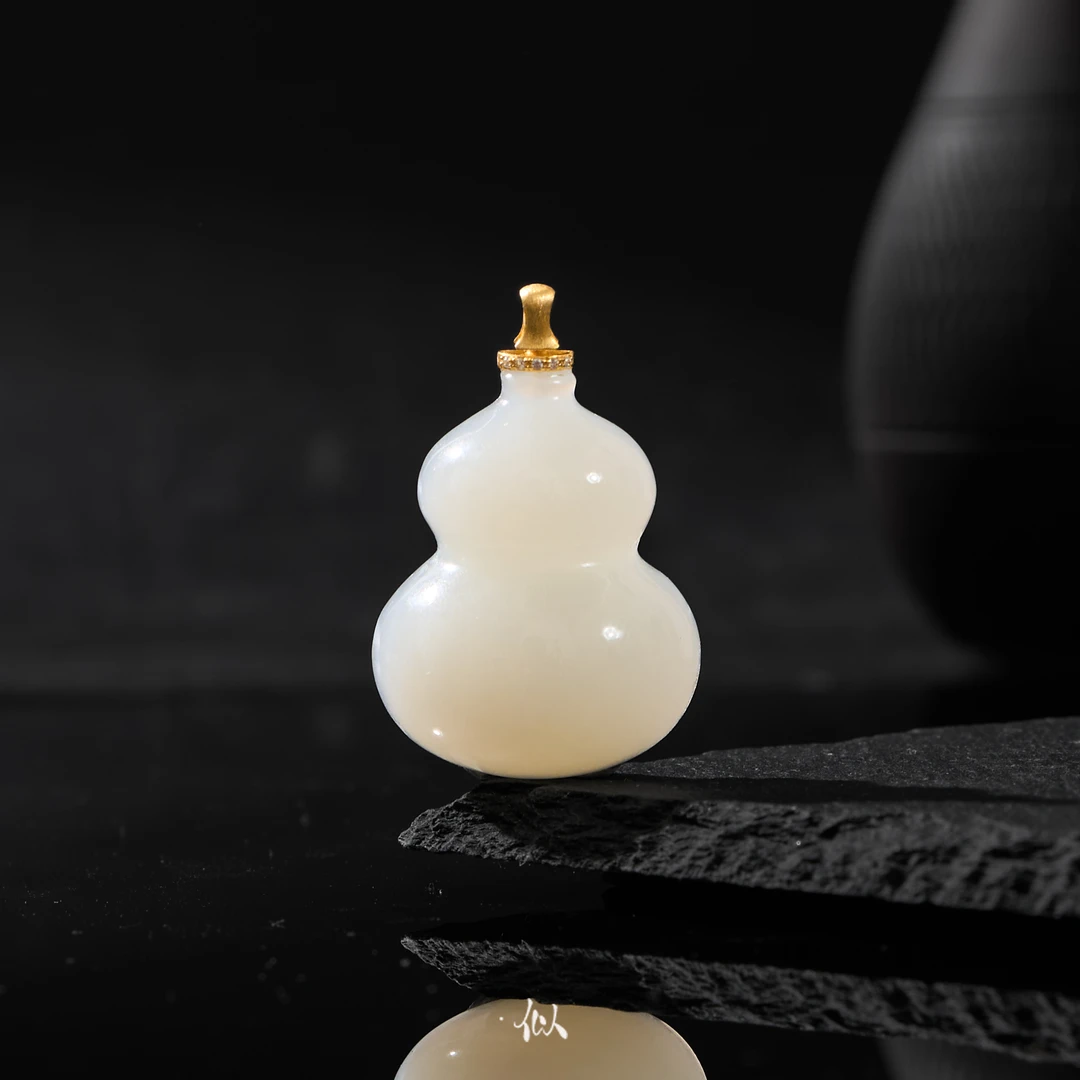 L【润福】·似梓珠宝· 18k白玉葫芦吊坠  多样性发一  SZCC2900228