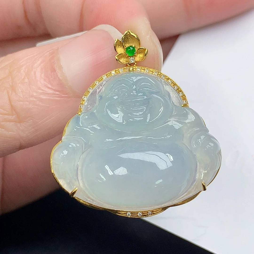 颈饰18K金镶嵌翡翠