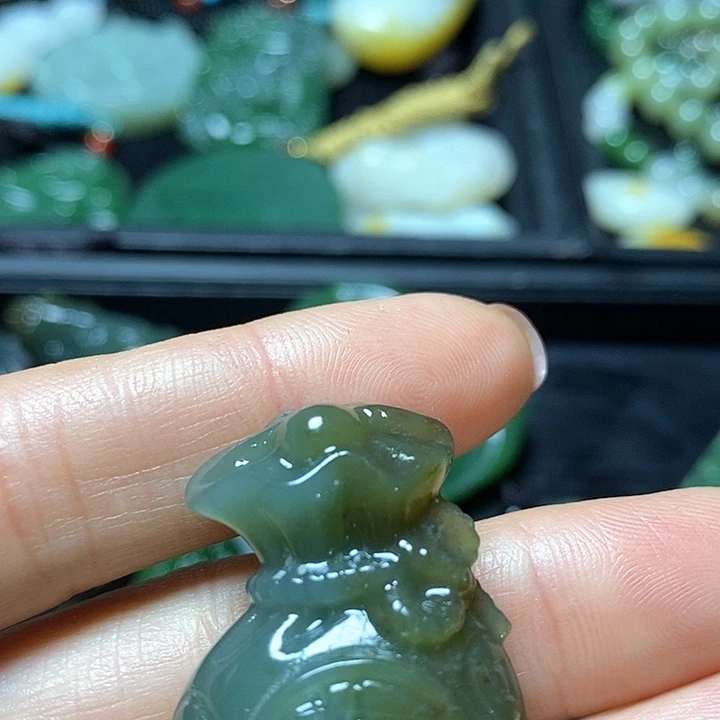 未镶嵌和田玉挂件小*童