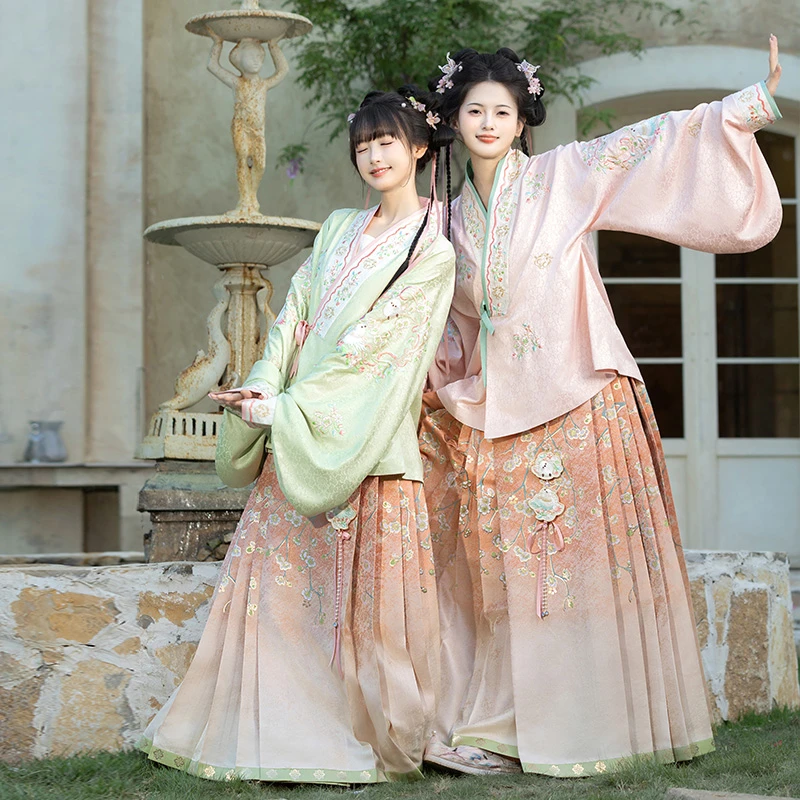 重回汉唐 暗香浮梦 正品原创明制直领对襟袄马面裙套装汉服女款