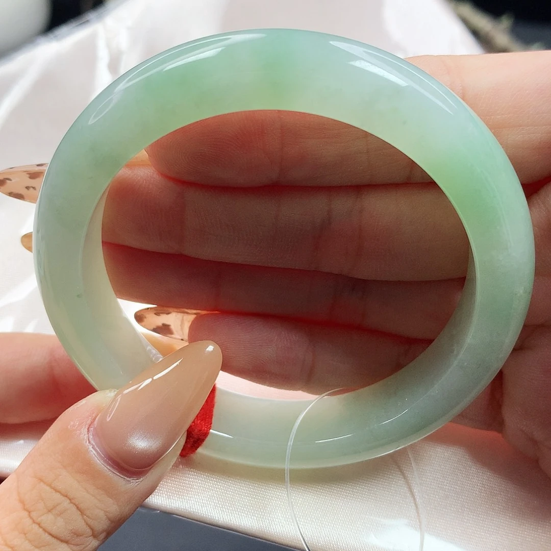 未镶嵌手镯翡翠32