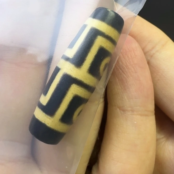 玛瑙/玉髓颈饰合金