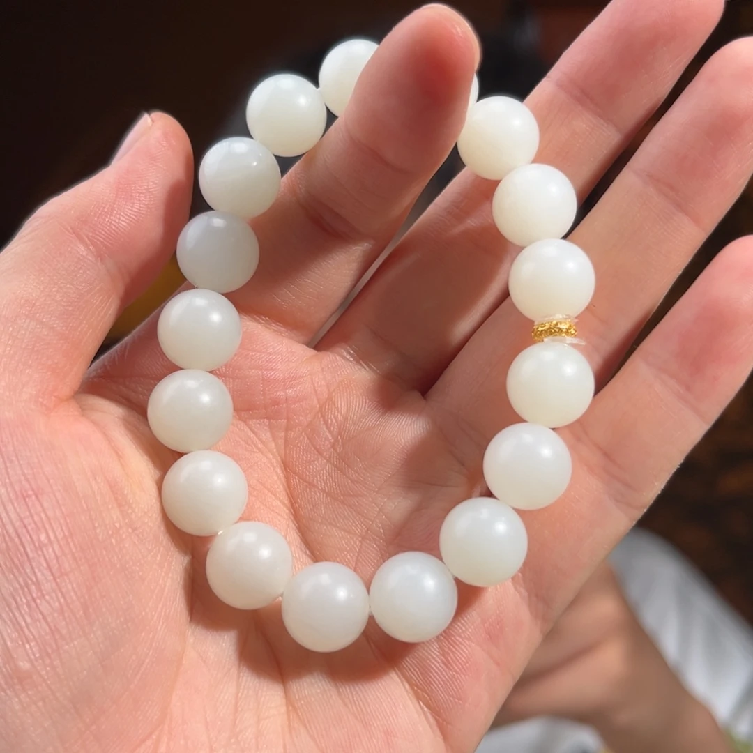 手串18K金镶嵌和田玉俄白11mm2200