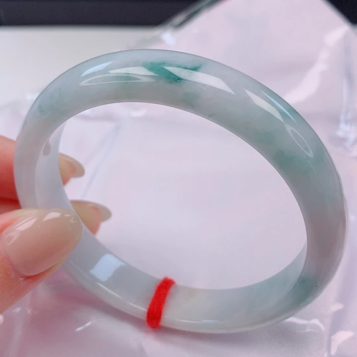 翡翠未镶嵌手镯58圈口