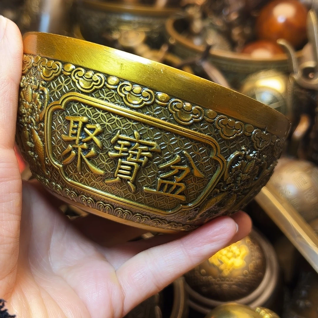 精美铜器工艺品等