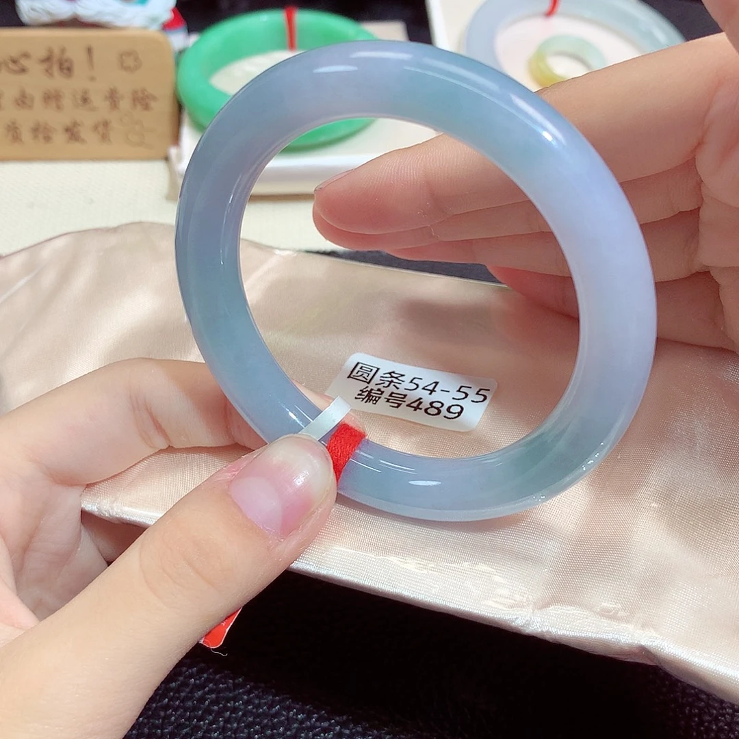 翡翠未镶嵌手镯486