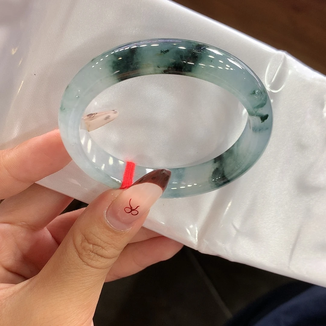 翡翠未镶嵌手镯（贵妃镯）21号小高冰水墨画