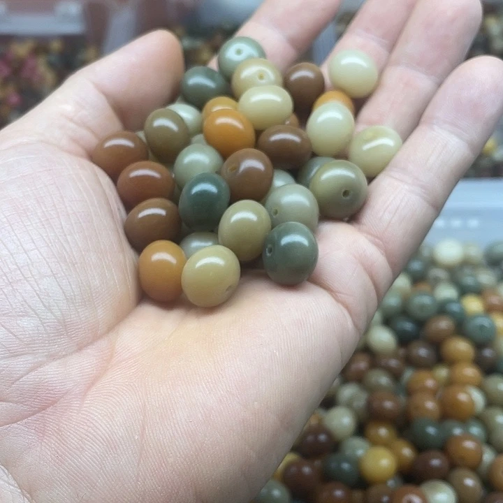 白玉菩提吊坠13.8陈化多宝苹果60颗