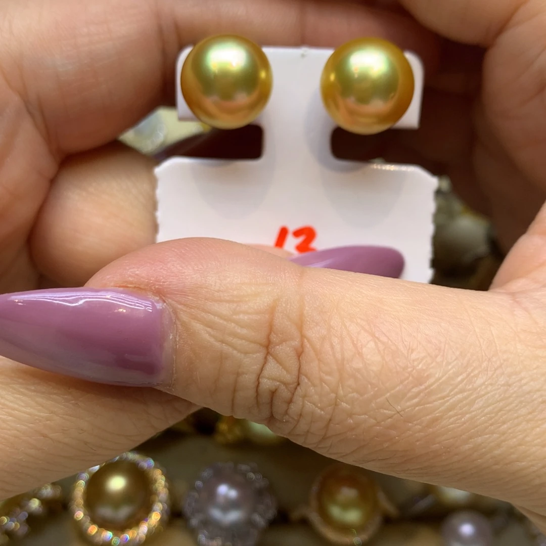 18K金镶嵌耳饰海水珍珠