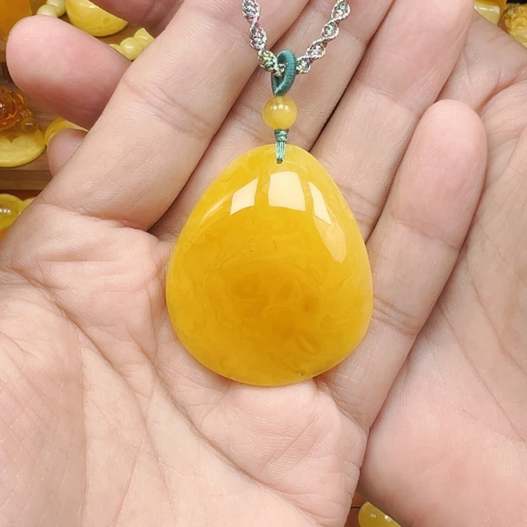 蜜蜡颈饰未镶嵌志*道水滴