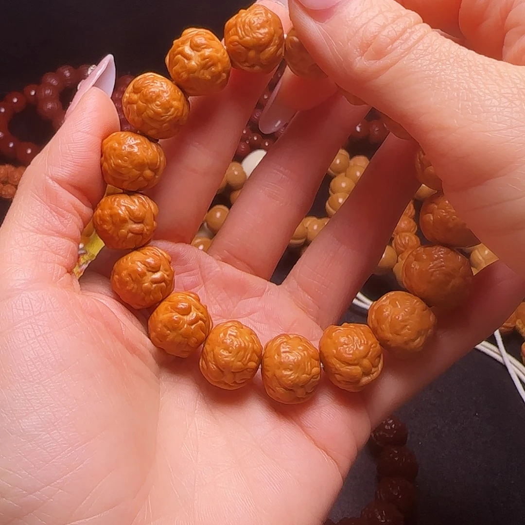 猴头核桃吊坠16➕金蝉手串