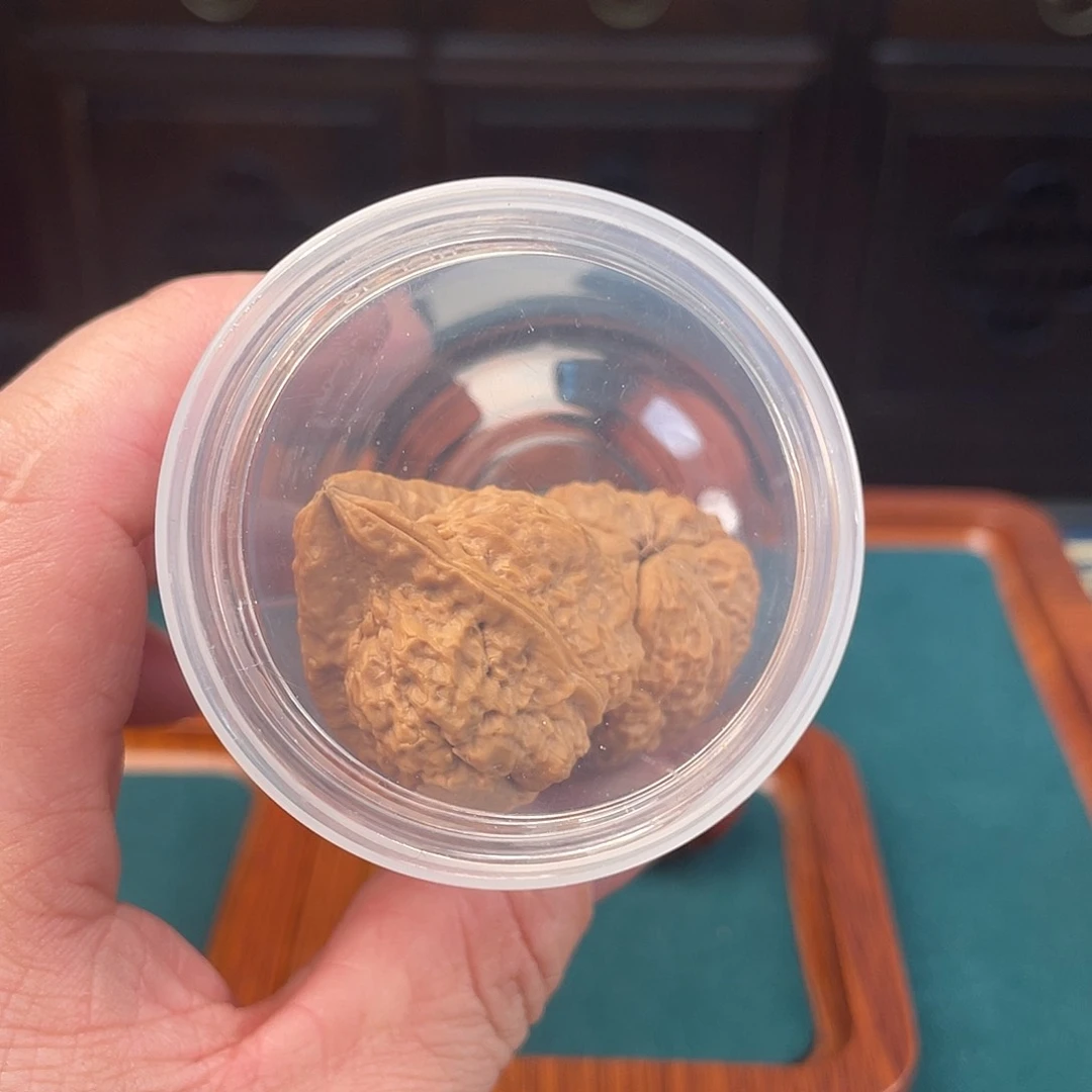 文玩核桃把件三棱