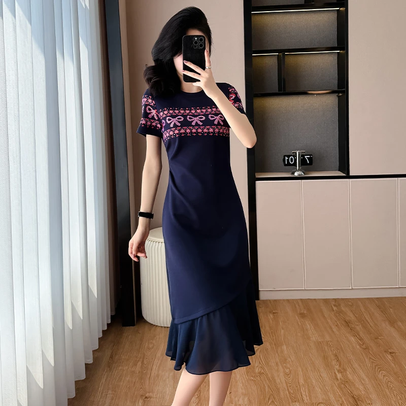 大码女装时尚烫钻褶皱拼接鱼尾裙2025夏季新款气质减龄显瘦连衣裙