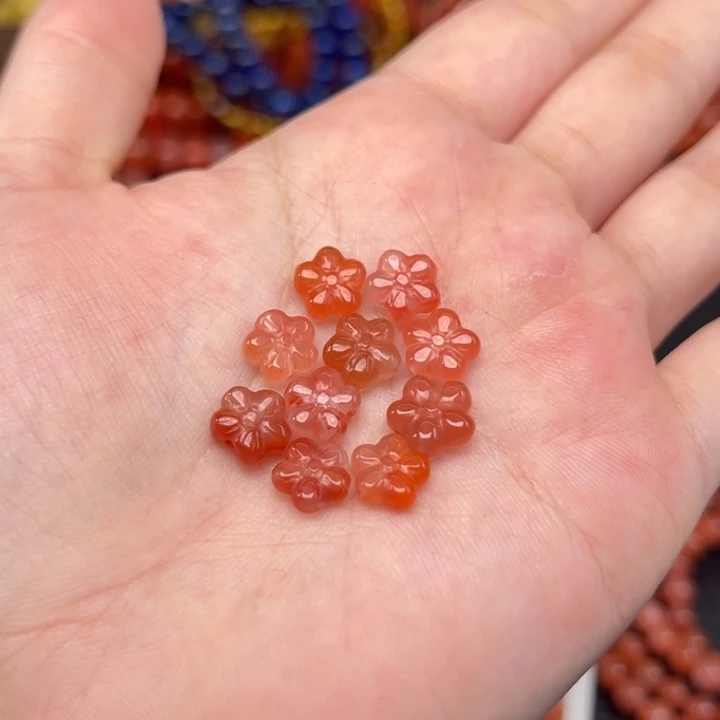 南红玛瑙未镶嵌吊坠(不含链)多样性