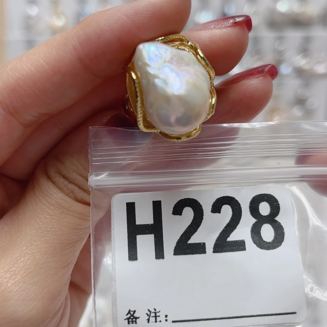 未镶嵌淡水珍珠颈饰