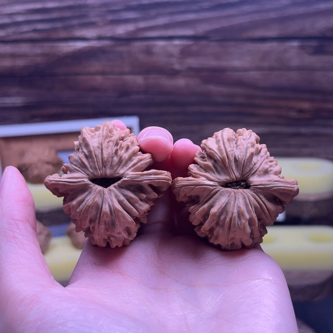 桃核吊坠四座楼闪68