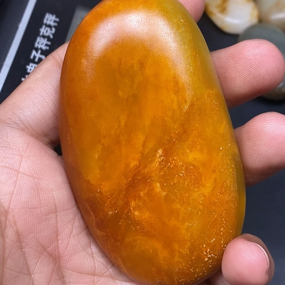 和田玉（糖玉）未镶嵌挂件