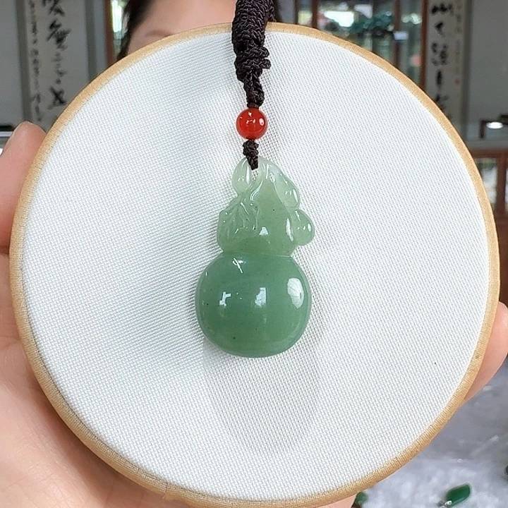 密玉（石英质玉）未镶嵌颈饰