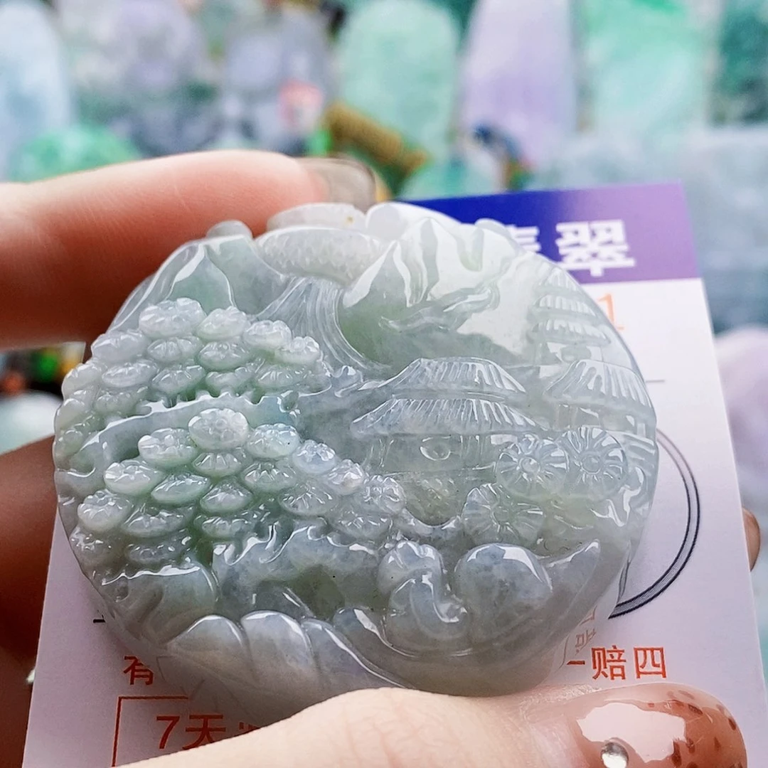吊坠(不含链)未镶嵌翡翠