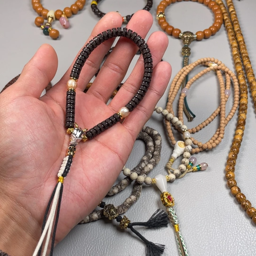 椰蒂吊坠。。。。。。。。。。。。。