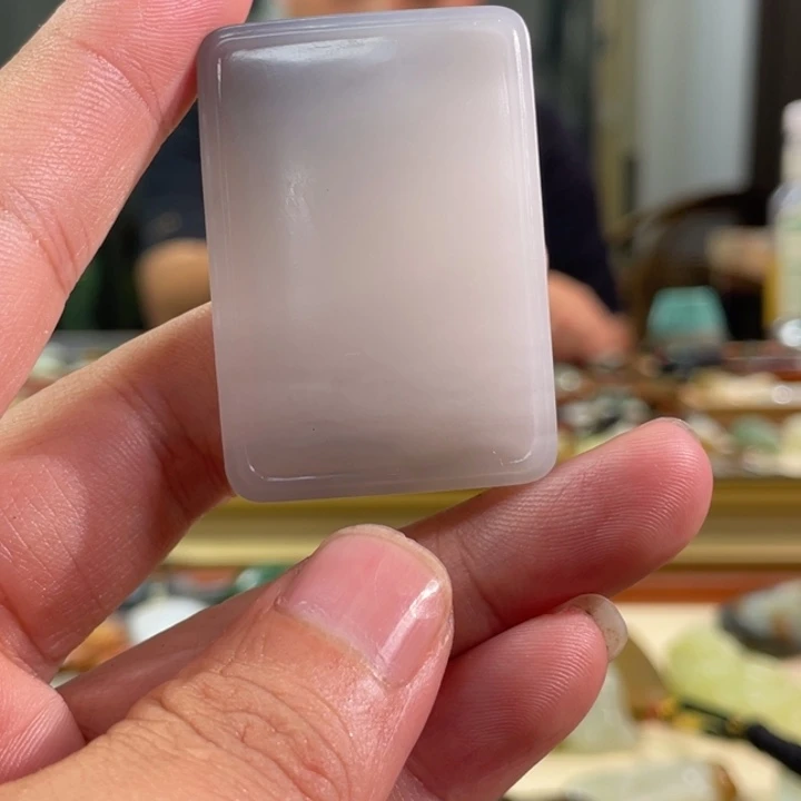 未镶嵌绿松石颈饰