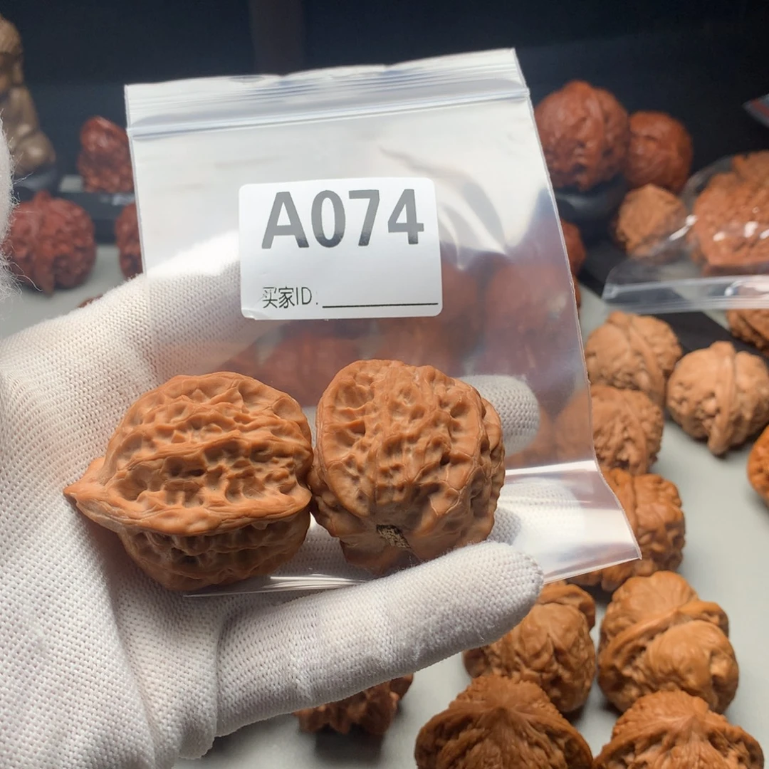 第***末核桃盘山佛度核桃074