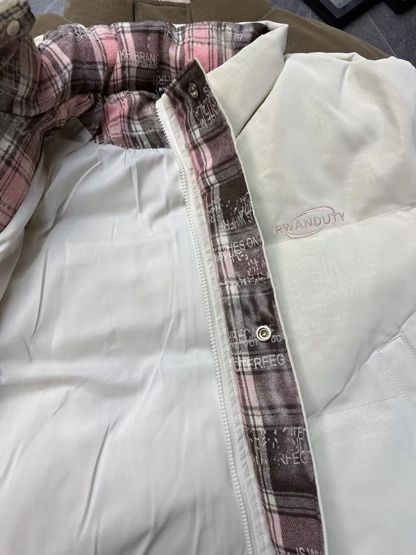 C22-4两色“蛇鳞”格纹里布棉服外套（8619）
