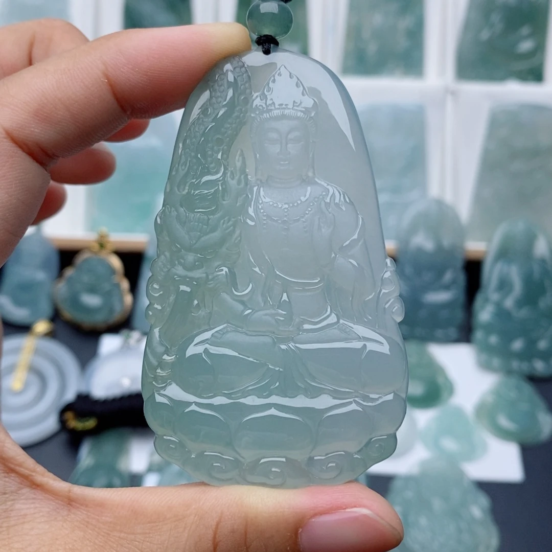 ᜊ***岁翡翠未镶嵌颈饰御龙观音