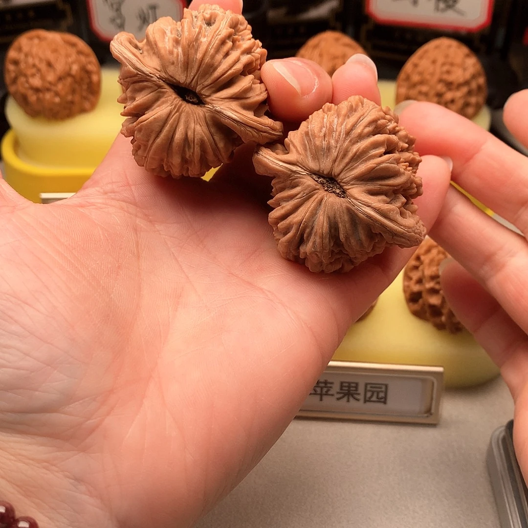 文玩核桃吊坠44尺四座楼325号